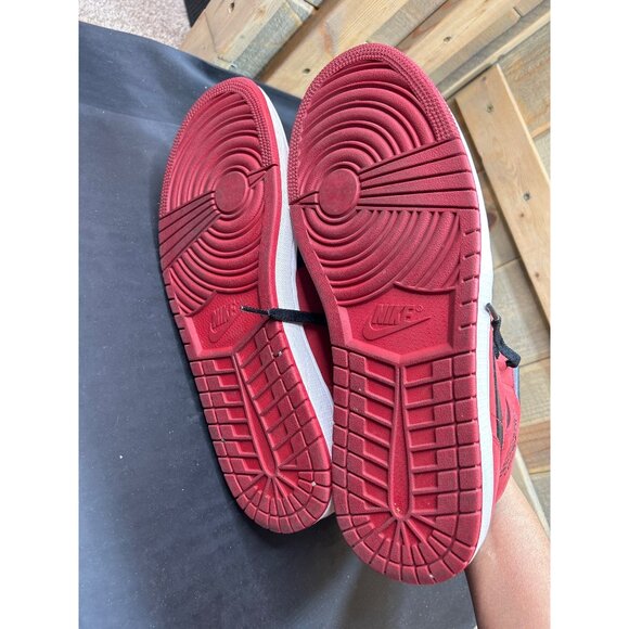 Nike Air Jordan 1 Mid Reverse Banned Gym Red/Black/White 554724-610 Mens Size 13 - Picture 8 of 9